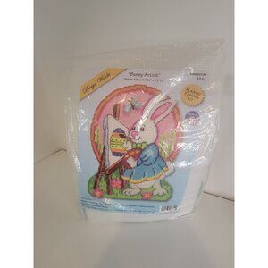 BUNNY ARTIST Plastic Canvas Kit Design Works Mary Maxim 3711 MM32125